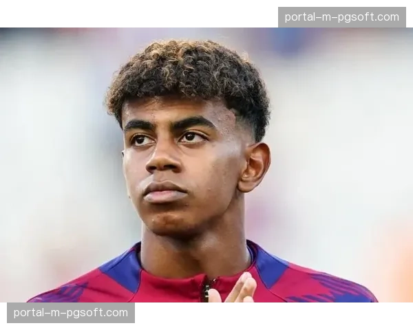 亚马尔大腿股二头肌二级拉伤赛季报销，巴萨队内射手王将缺席剩余比赛